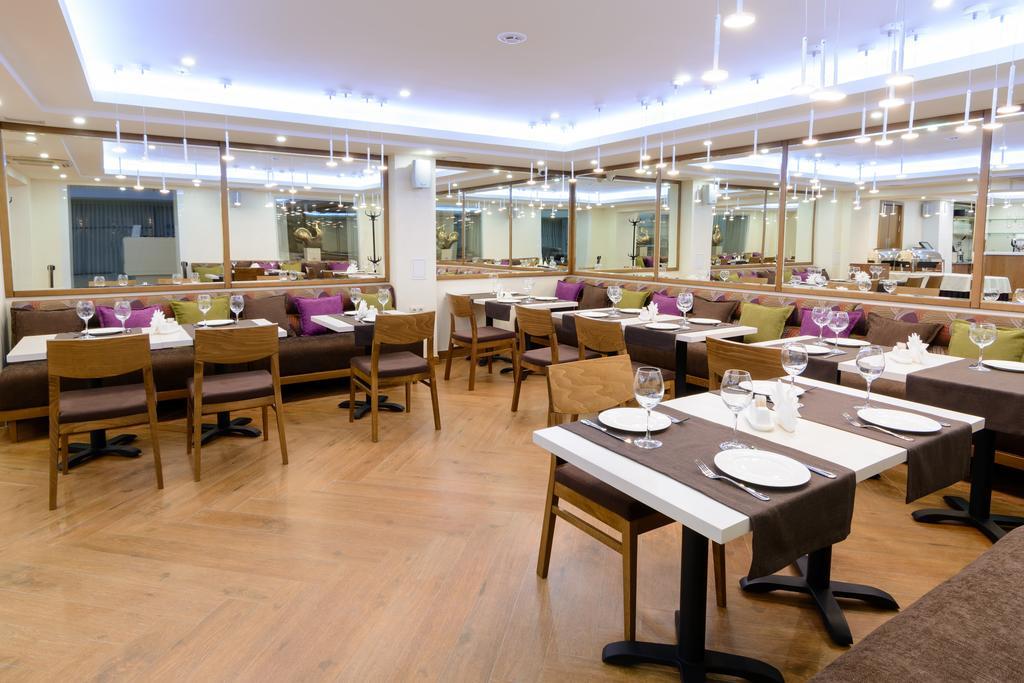 92/2公寓式酒店 卡拉甘达 外观 照片