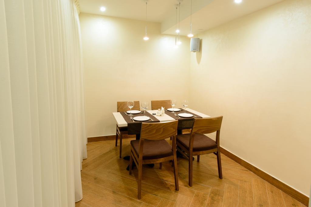 92/2公寓式酒店 卡拉甘达 外观 照片